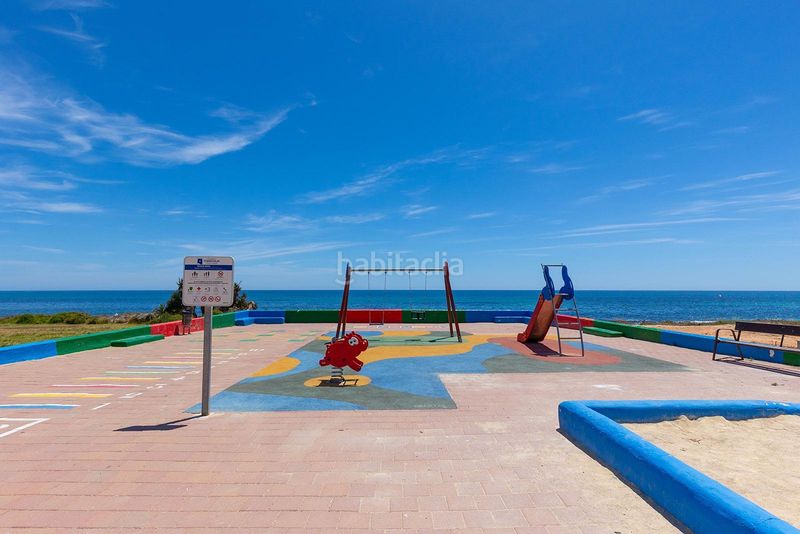 Foto b531333a-cfdf-47ec-b655-6a2ad0a6f915. Xalet amb calefacció aparcament piscina a La Veleta Torrevieja