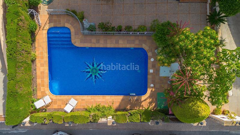 Foto 1b285089-e084-4dce-9390-df0512321e61. Chalet avec parking piscine dans La Veleta Torrevieja