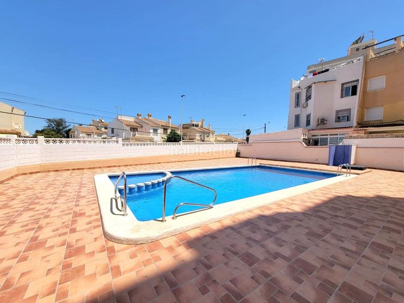Foto 0e3d47f0-4579-4b08-9f26-756c71a076ac. Apartament amb calefacció piscina a nueva Torrevieja Torrevieja