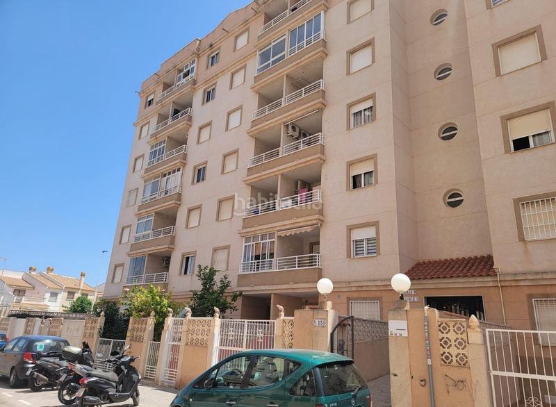 Foto 3a8ecfb2-eedf-4465-85c2-353aea3c7772. Apartament amb calefacció piscina a nueva Torrevieja Torrevieja