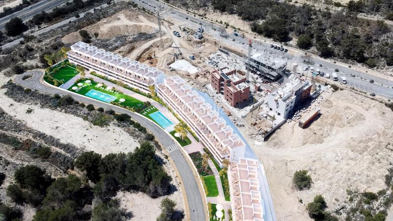 Foto 5eba1326-8973-4b58-bb25-c96ccb02e8f7. Dachwohnung mit parking pool in balcón de Finestrat-terra marina Finestrat