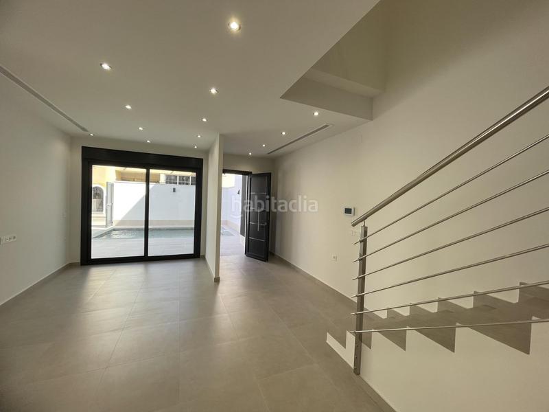 Foto 44ec9a9a-2a18-4d09-aae4-d3fd974b36be. Chalet villas de nueva construcción en venta en las heredades, costa blanca en Almoradí