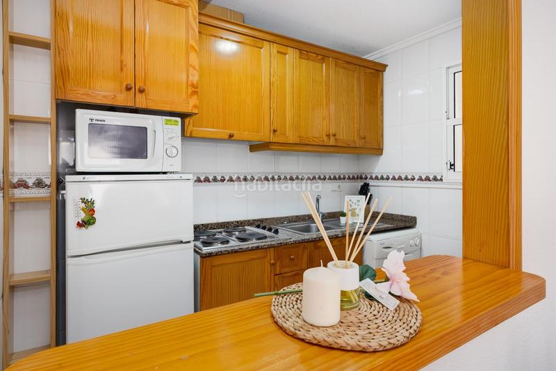 Foto 24a2ad54-20aa-4f40-9940-e6b98fb3e18a. Apartamento  situado a 650 metros de la playa del cura en Torrevieja