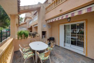 Casa adossada a Los Balcones-Los Altos. Chalet dúplex en residencial rocajuna