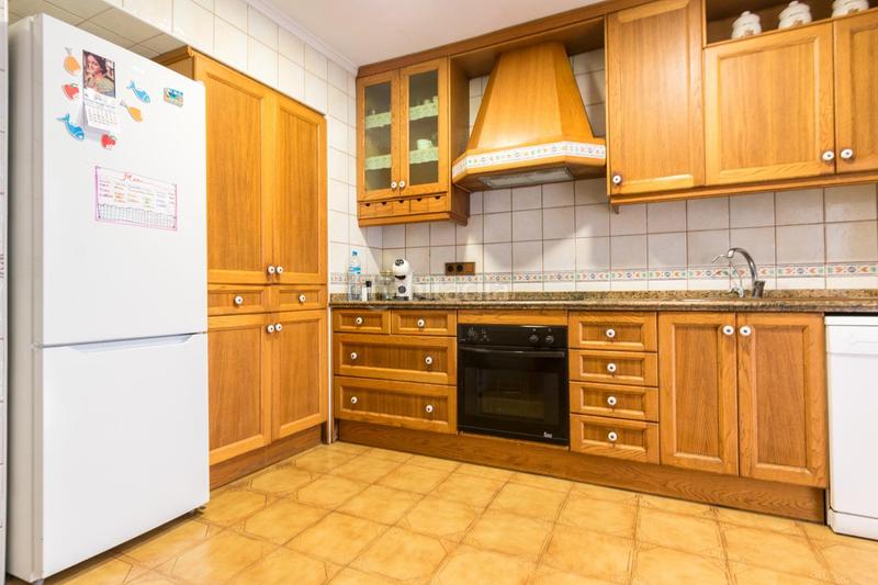 Foto 15b6a3e5-89f9-42c4-96f1-ba547c617ca0. Casa  de pueblo en el centro en Centro - Muelle Pesquero Torrevieja