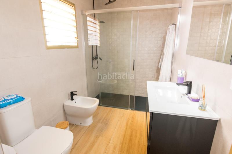 Foto 6640a565-f398-4fd8-9e99-968a10e04a89. Casa  de pueblo en el centro en Centro - Muelle Pesquero Torrevieja