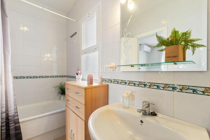 Foto 4b2ed0fb-2071-42f8-bb65-528f013d71c1. Duplex con parcheggio piscina in Aguas Nuevas Torrevieja