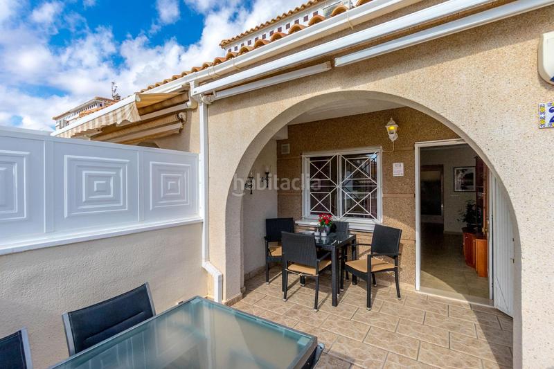 Foto df3421f8-892b-4dce-a7d8-c305b1cc71c7. Duplex con parcheggio piscina in Aguas Nuevas Torrevieja