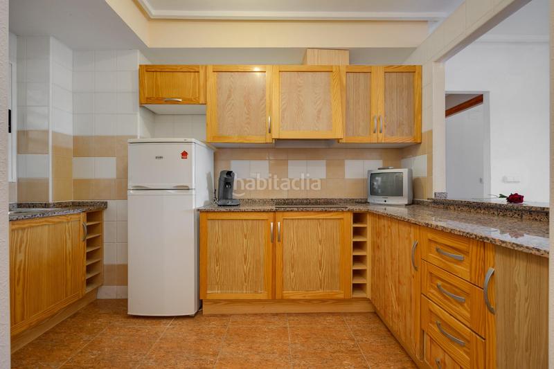 Foto 6304cf52-5373-41c1-ad40-b567ba6e1b57. Apartamento en calle caritas 2 apartamento de dos dormitorios en residencial con piscina en Torrevieja