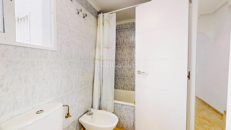 Foto 24e8b88d-a8e0-4526-945e-e896f2fe1075. Dachwohnung in calle rambla juan mateo garcia 79 in Torrevieja