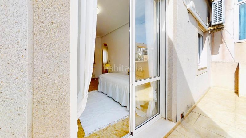 Foto 3bb807d4-528d-4792-95f0-8e6da7ce7754. Dachwohnung in calle rambla juan mateo garcia 79 in Torrevieja