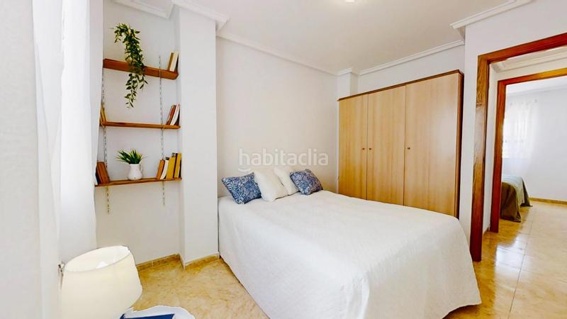 Foto 9343f477-475e-4413-ad45-19cc4377a61e. Dachwohnung in calle rambla juan mateo garcia 79 in Torrevieja