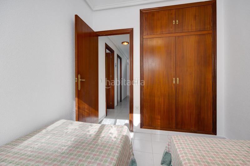 Foto 30084e74-9f5d-4292-a6e5-2b11278e8d34. Piccolo appartamento in calle gumersindo 49 in Las Piscinas Naturales Torrevieja