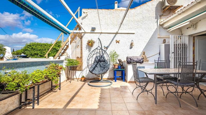 Foto e42c8cf2-4ca4-4971-9d53-0d1af2e8dc8d. Casa a Zona Carrefour - Urbanizaciones Torrevieja