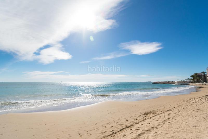 Foto ca7dbf5c-b72e-48a6-b2f1-9264529f5742. Apartamento  a la venta en el centro en Torrevieja