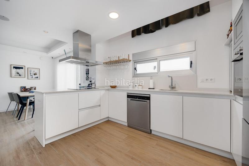 Foto 707897cb-51d7-4dae-93eb-d55ce90b7051. Chalet  independiente con piscina privada en rosaleda, en Torrevieja