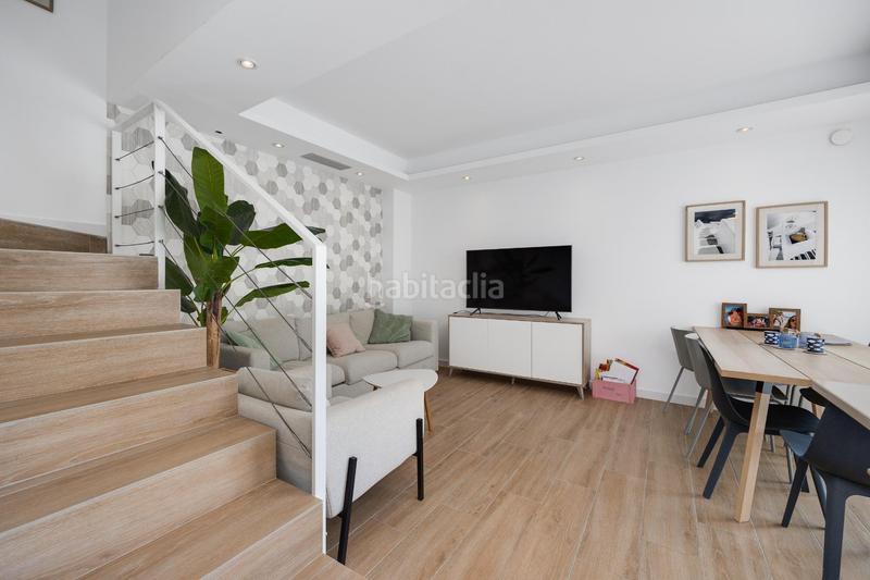 Foto 9cdb7c72-c9ae-45e3-8461-5fe43513ba5f. Chalet  independiente con piscina privada en rosaleda, en Torrevieja