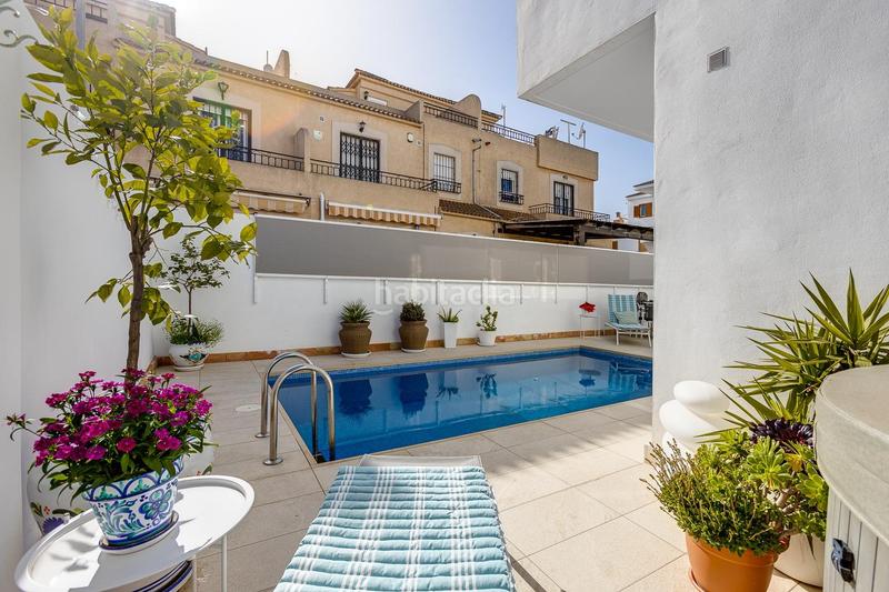 Foto a49e9371-cb26-4d79-92e1-b3b9c6bb1c69. Chalet  independiente con piscina privada en rosaleda, en Torrevieja