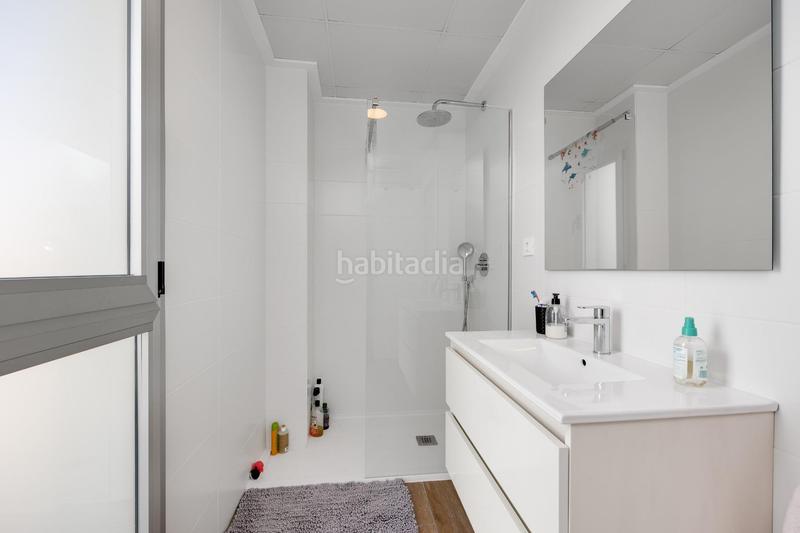 Foto ca30e9e1-8803-41cc-917c-b732694ee23d. Chalet  independiente con piscina privada en rosaleda, en Torrevieja