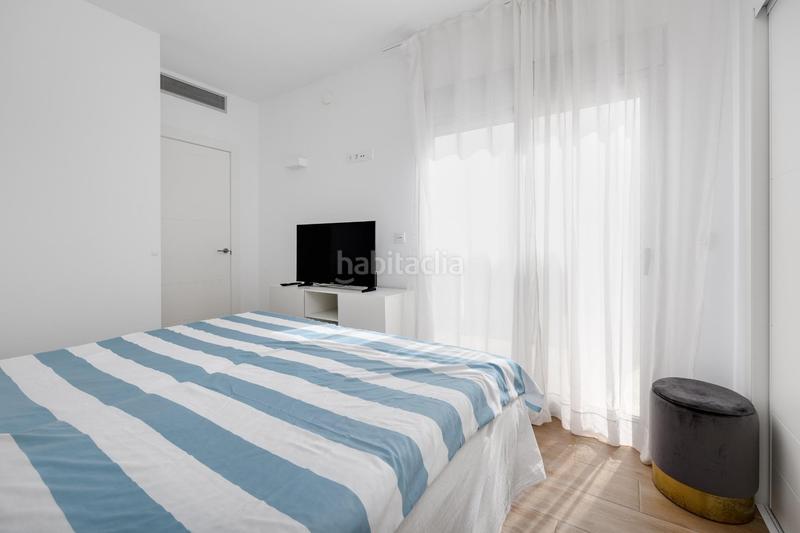 Foto d3d373eb-57e8-44a8-80fb-ac1dd0f29063. Chalet  independiente con piscina privada en rosaleda, en Torrevieja