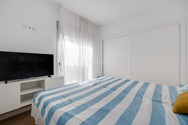 Foto e1068e84-7556-42af-9779-b6fb7b46526b. Chalet  independiente con piscina privada en rosaleda, en Torrevieja