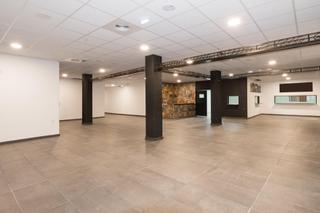 Local commercial  Calle ulpiano. Local comercial a la venta en la playa del cura