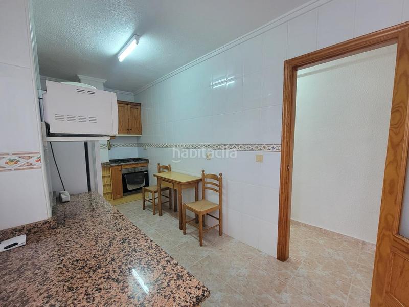 Foto 99a58771-a8d5-4383-80f2-77c5b228cfb8. Penthouse with parking in Zona Playa de los Locos Torrevieja
