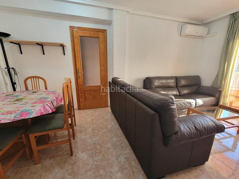 Foto b9a39ef6-5df5-4d62-b15e-3c1d0be605b8. Penthouse with parking in Zona Playa de los Locos Torrevieja