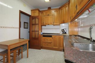 Apartment  Calle calle vicente blasco ibáñez. Gran piso en el centro de torrevieja con 4 dormitorios a 900m de