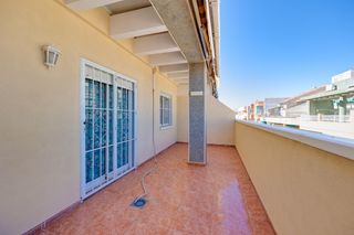Ático  Calle de finlandia. Ático de 3 dormitorios en playa de los locos