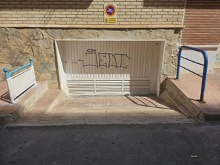 Aparcament cotxe a Calle de la Concordia 133