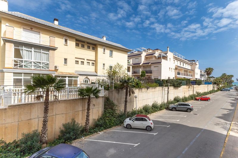 Foto 411c58ef-0011-4d97-bced-6aebaaef6de6. Apartament amb piscina a La Veleta Torrevieja