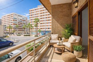 Pis  Doctor gregorio marañon. Amplio piso a 1 minuto caminando de la playa en torrevieja zona