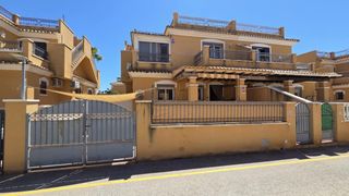 Casa adossada  Calle calle gotzone mora. Quad en aguas nuevas