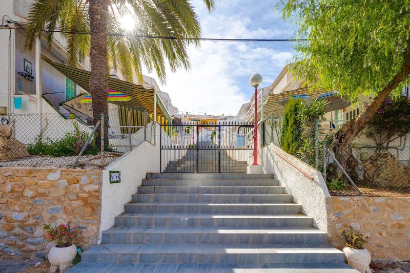 Foto bb84ed09-9eb9-4f5d-93c6-7e11916d761a. Casa a Cabo Cervera Torrevieja