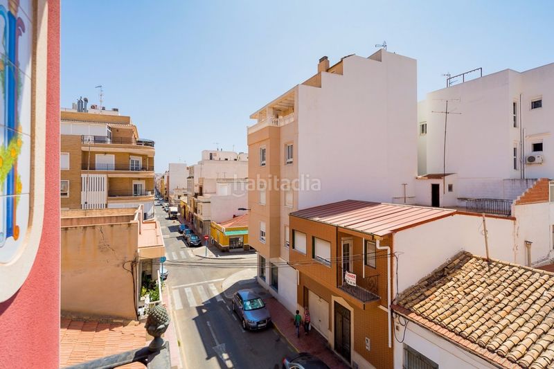 Foto 024d9ab2-f192-4044-9546-5e99df0e7093. Edifici a Centro - Muelle Pesquero Torrevieja