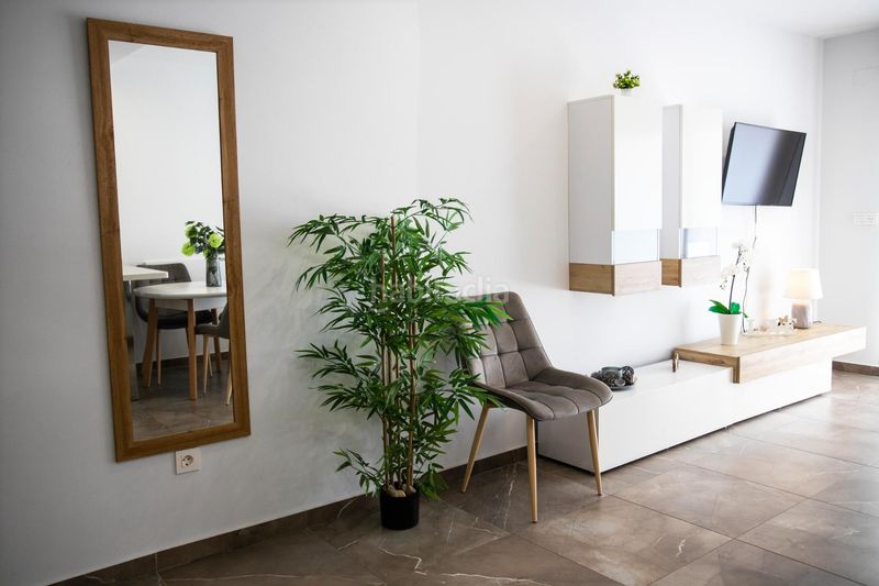 Foto 75ffae20-31e1-4409-bb05-a255a689a26a. Apartament amb aparcament piscina a El Molino Torrevieja