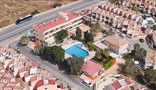 Local Comercial a Calle jucar  2. Oportunidad de negocioinversión restaurante pinocchio piscina y