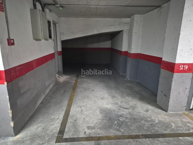 Foto c4677e44-a7d3-48b8-a66a-bdb635fd54d7. Aparcament cotxe a Centro - Muelle Pesquero Torrevieja