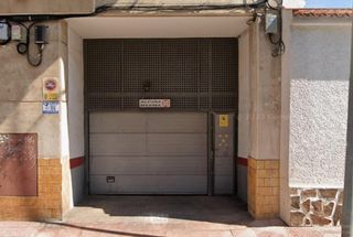 Car parking in Antonio Machado. Oportunidad! plaza de garaje en venta en cmaestro francisco casa