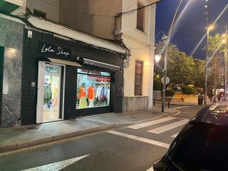 Local Comercial a Calle ramón gallud  35. Local comercial unico
