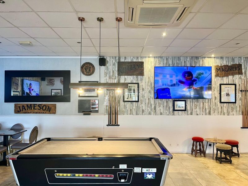 Foto f50428f3-1870-4a83-a59f-f9d887880e69. Traspaso local comercial traspaso ipg sports bar altos de cabo roig costa en Orihuela