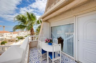 Apartament a Torreblanca. Acogedora planta baja en lomas iv, torrevieja. 1 dormitorio, ter
