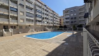 Apartament a Calle loma la 31. Estudio con zona de dormitorio extra y piscina