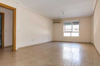 Apartament a JOSE MARTINEZ RUIZ-AZORIN