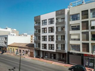 Àtic a Pueblo. Apartamentos de nueva construcción en el centro de guardamar del