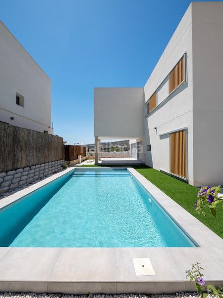 Foto 1238763a-bd50-4377-b370-af5fa7f3502e. Xalet amb aparcament piscina a Algorfa