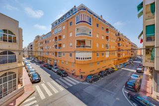 Apartament  Calle del galeón. Piso luminoso y espacioso!