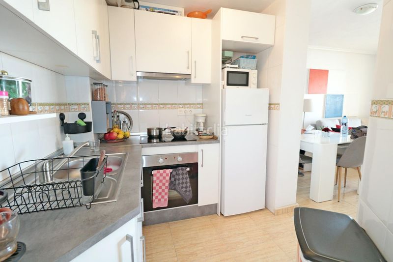 Foto 46035a56-7546-41e9-aaa9-4a535358e2b6. Ático  con solarium y piscina comunitaria por 127,000 en Formentera del Segura