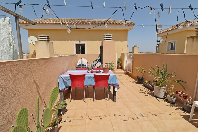 Foto f0a72bd0-5aa1-45e5-902c-e12f5b61b13b. Ático  con solarium y piscina comunitaria por 127,000 en Formentera del Segura